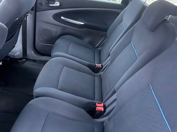 Ford S-MAX 5 of 10