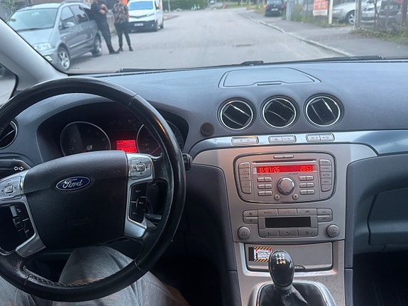 Ford S-MAX 6 of 10