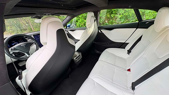 Tesla Model S 9 of 15