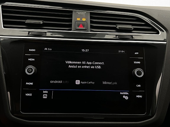 Volkswagen Tiguan 19 of 26