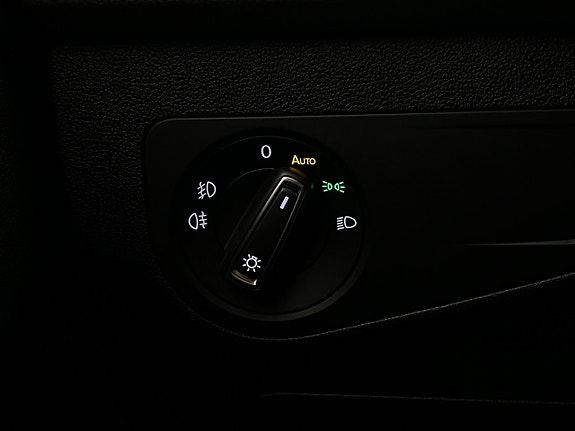 Volkswagen Tiguan 24 of 26