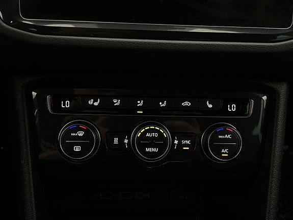 Volkswagen Tiguan 22 of 26