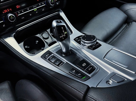 BMW 520d 6 of 10