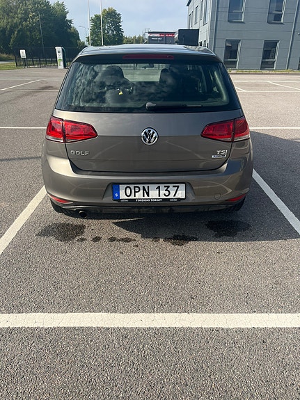Volkswagen Golf VII 3 of 5