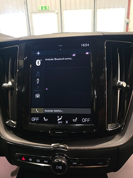 Volvo XC60 20 of 30