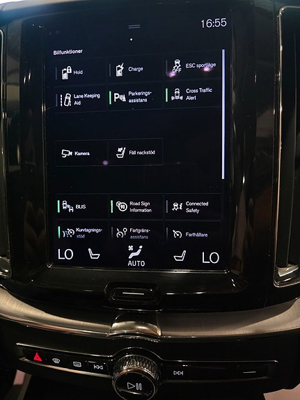 Volvo XC60 24 of 30