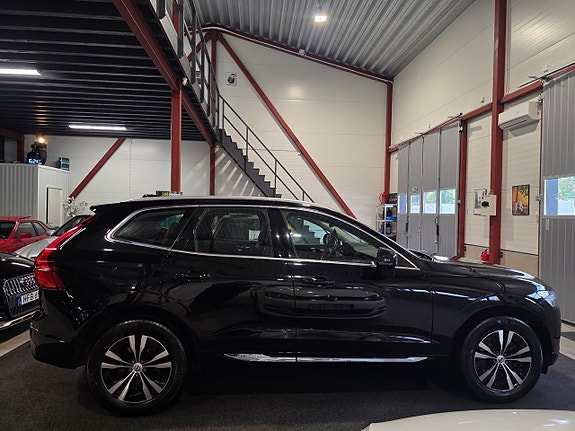 Volvo XC60 4 of 30