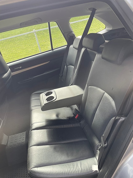 Subaru Outback 10 of 14