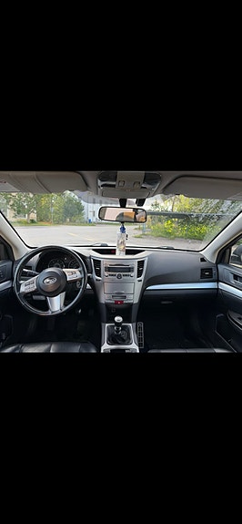 Subaru Outback 5 of 14