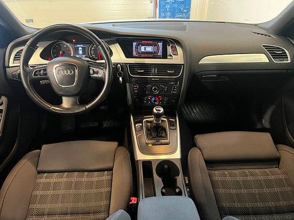Audi A4 9 of 19
