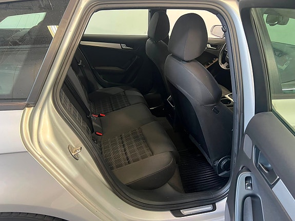 Audi A4 17 of 19
