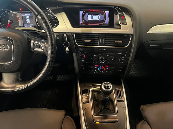 Audi A4 11 of 19