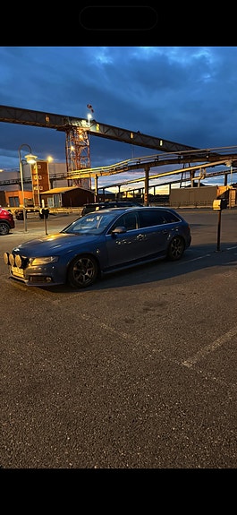 Audi A4 4 of 4