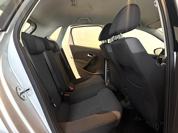 Volkswagen Polo 8 of 16