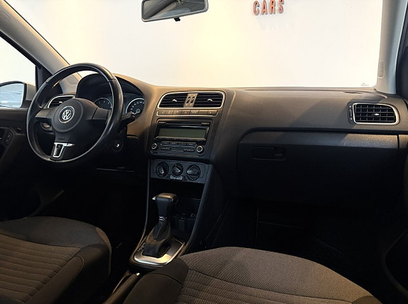 Volkswagen Polo 11 of 16