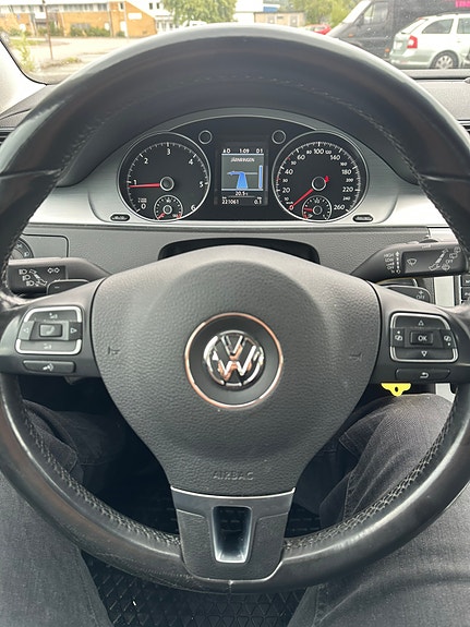 Volkswagen Passat Alltrack 10 of 10