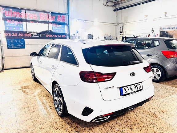 Kia Ceed 4 of 21