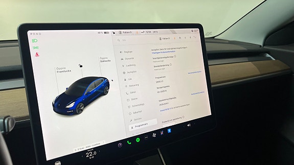 Tesla Model 3 15 of 18
