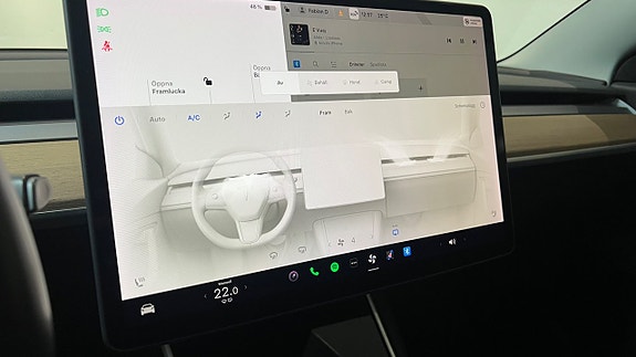 Tesla Model 3 12 of 18