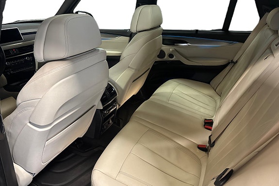 BMW X5 25 of 30