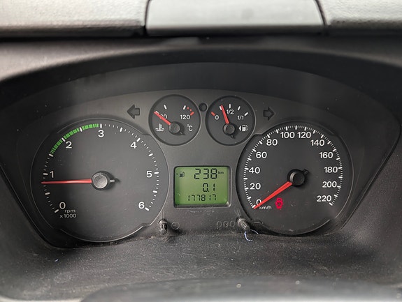 Ford Transit 6 of 12