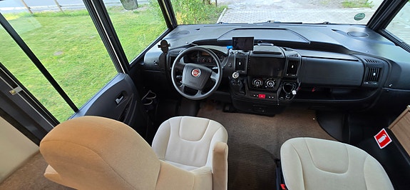 Rapido Itineo jb 700 9 of 14