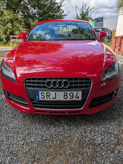 Audi TT 4 of 8