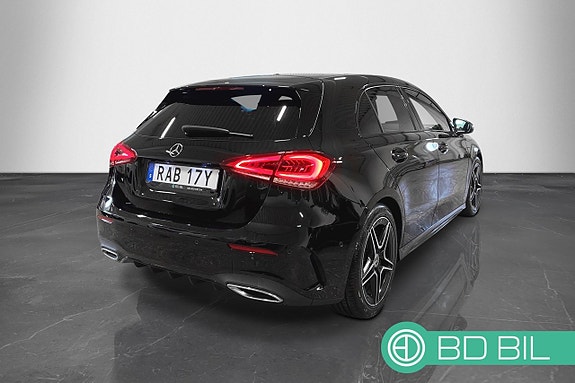 Mercedes-Benz A180 4 of 24