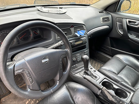 Volvo V70 8 of 8