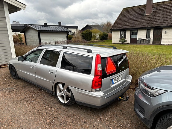 Volvo V70 5 of 8