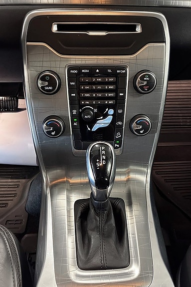 Volvo XC70 18 of 20