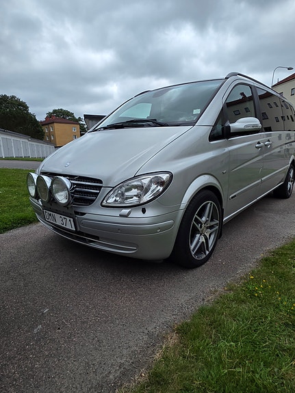 Mercedes-Benz Viano 6 of 26