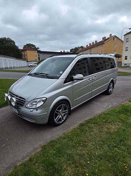 Mercedes-Benz Viano 15 of 26
