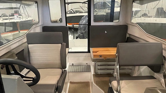 Finnmaster P6 – Yamaha 150 hk – Webasto & trailer 3 of 4