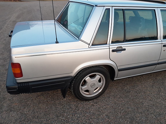 Volvo 740 9 of 12