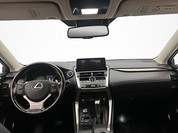 Lexus NX450h+ 14 of 24