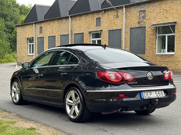Volkswagen Passat CC 8 of 20
