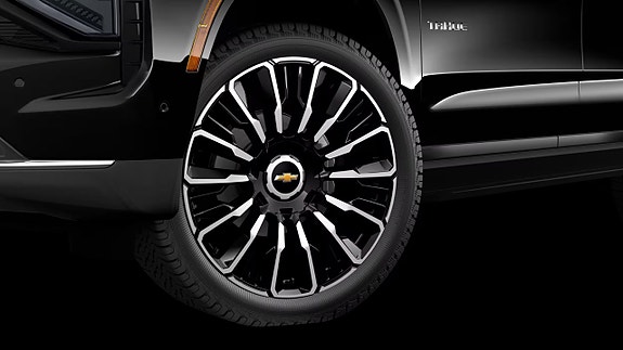 Chevrolet Tahoe 5 of 9