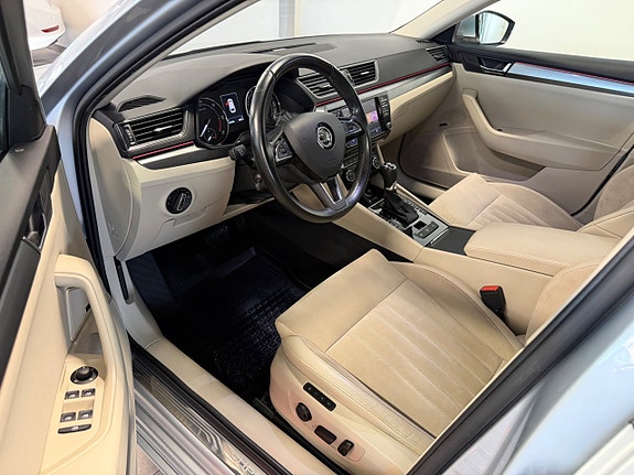 Skoda Superb 7 of 12