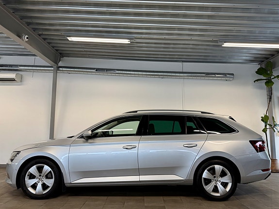 Skoda Superb 3 of 12