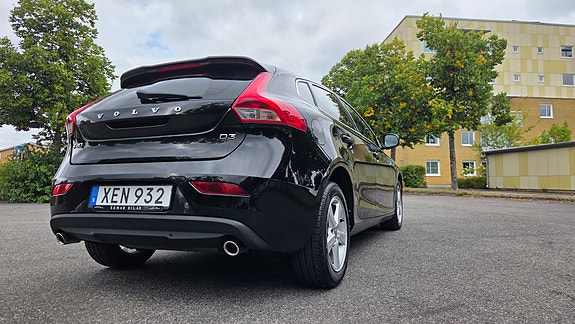 Volvo V40 5 of 9