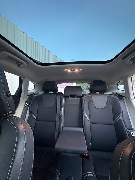 Volvo V40 5 of 6