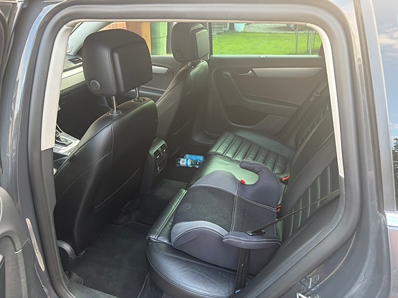 Volkswagen Passat Alltrack 6 of 7