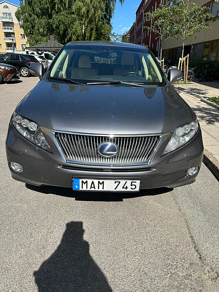 Lexus RX450h 14 of 14