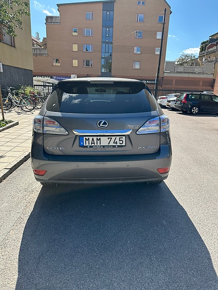Lexus RX450h 2 of 14