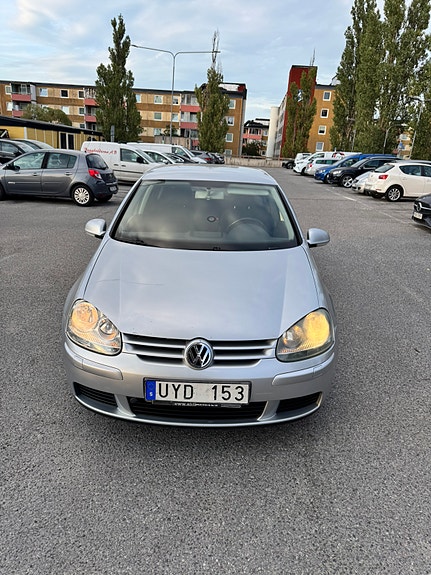 Volkswagen Golf V 7 of 9