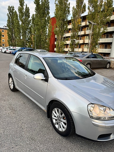 Volkswagen Golf V 6 of 9