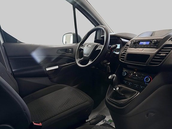 Ford Transit Connect 15 of 16