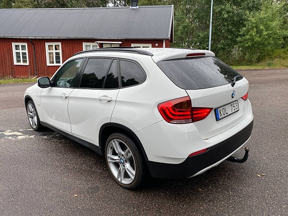 BMW X1 4 of 8