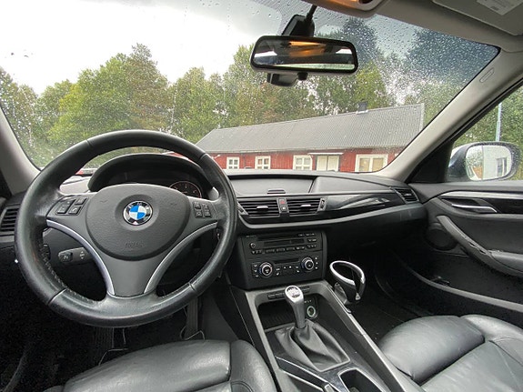 BMW X1 7 of 8